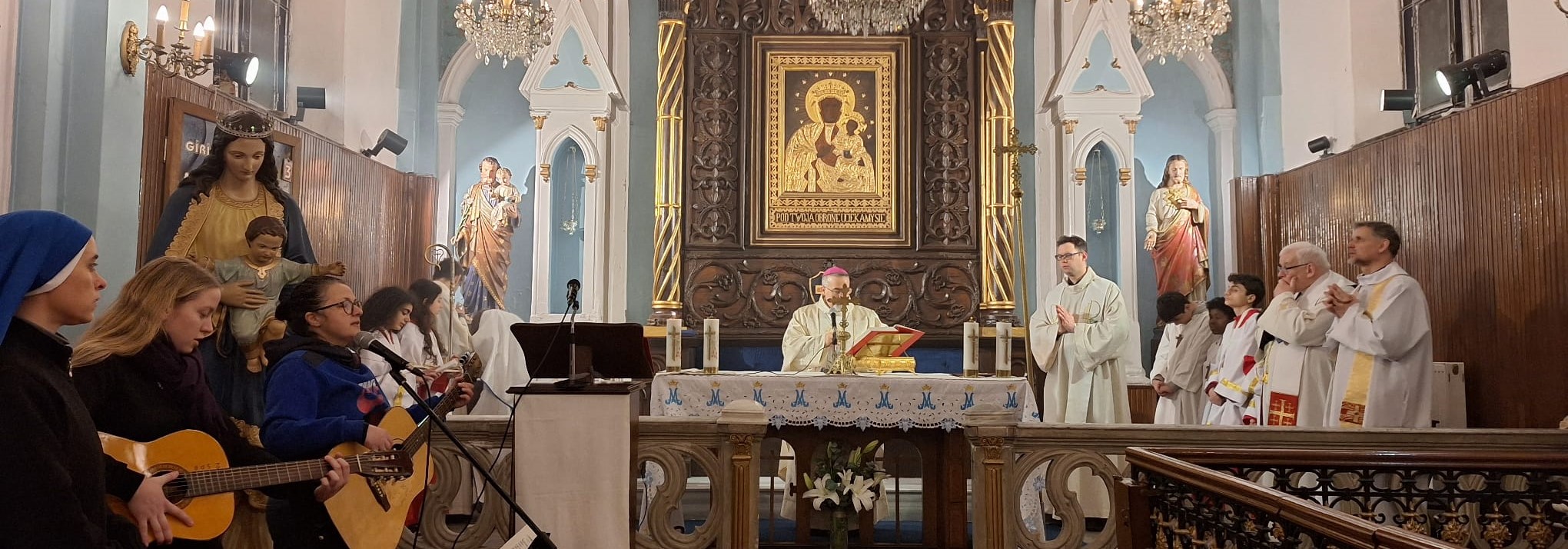İSTANBUL’DA NOTRE-DAME DE LOURDES BAYRAMI