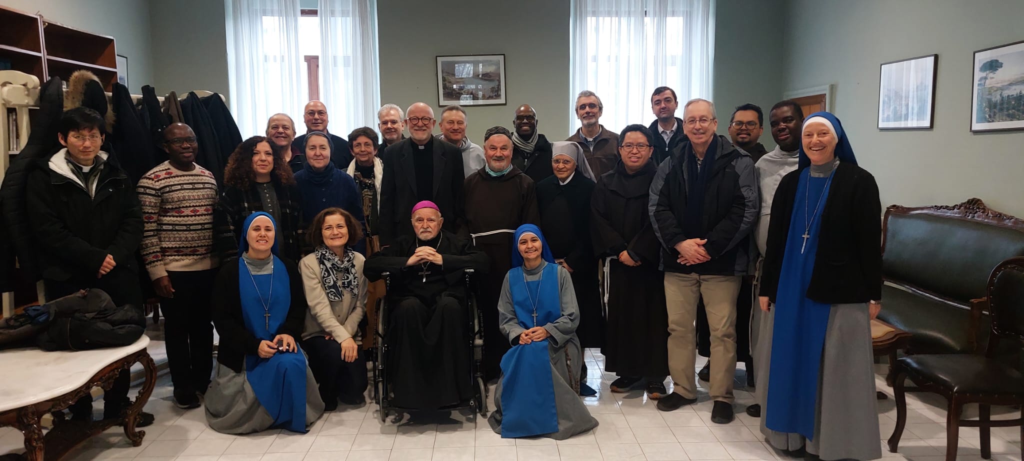 İSTANBUL FAKİRLERİN KÜÇÜK KIZ KARDEŞLERİNDE